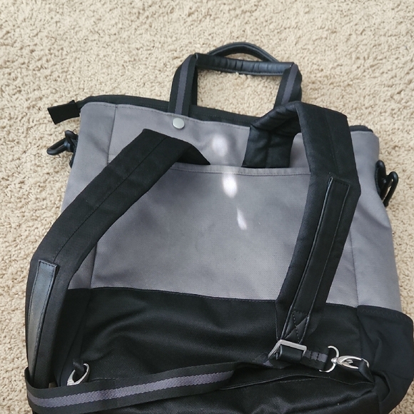 Sherpani Green / Grey Anti Theft Convertible Tote Backpack - Picture 2 of 12